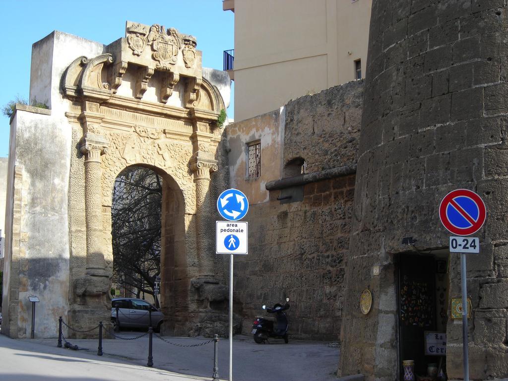 Case Porta San Salvatore Sciacca Exterior photo